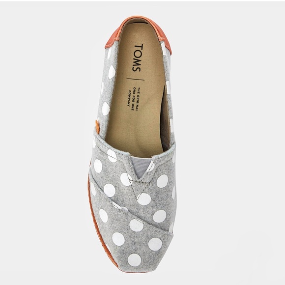 toms drizzle dots